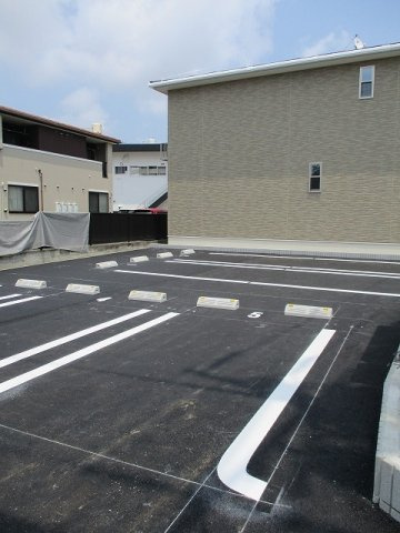ブエナビスタの駐車場