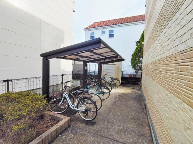 レオパレスパークハイム芝のその他|駐輪場