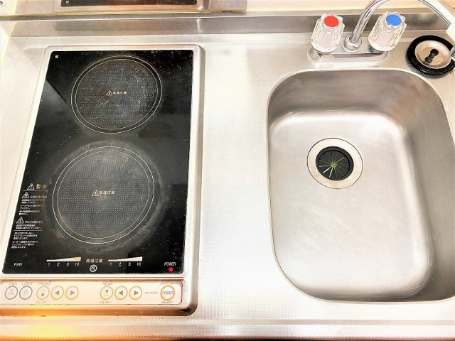 レオパレス源藤のキッチン|設備・仕様は号室により異なる為、現況を優先致します。