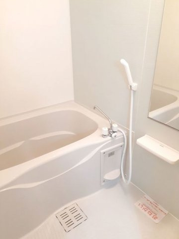 メゾン　ド　フォレの浴室
