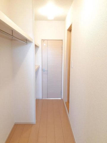 メゾン　ド　フォレの収納