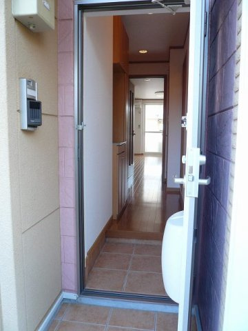デュオロッサの玄関