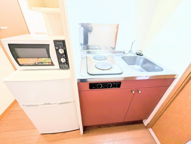 レオパレスエトワールのキッチン|設備仕様は号室により異なる為、現況を優先致します。