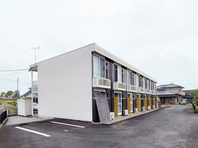 レオパレス木花の外観