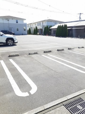 プランドールＭ　Ⅴの駐車場