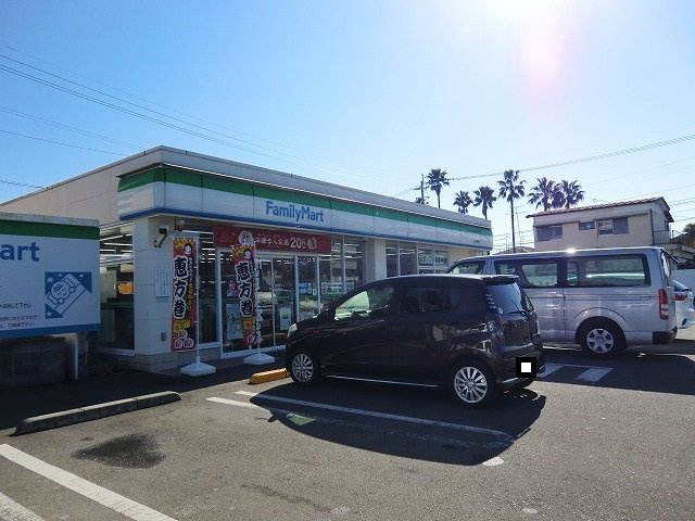 アパートメント高洲５３６　Ⅱの周辺|ファミリーマート日ノ出町店まで700m
