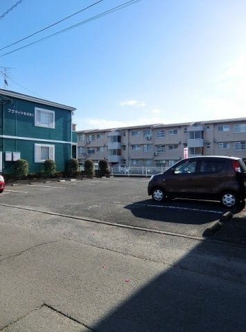 プラネッツあおき　２の駐車場