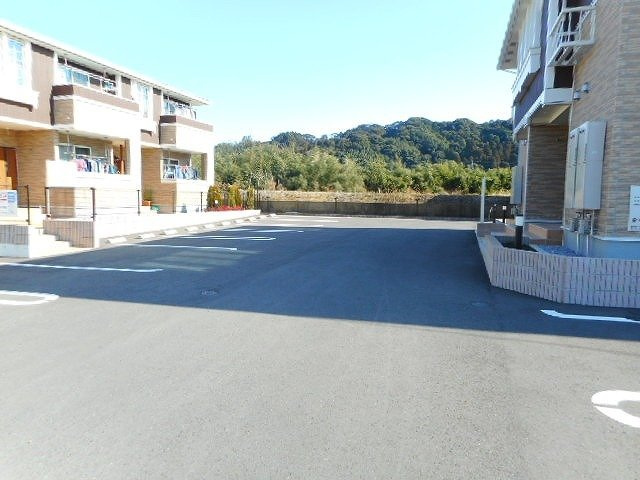 プランドールＭ　Ⅱの駐車場