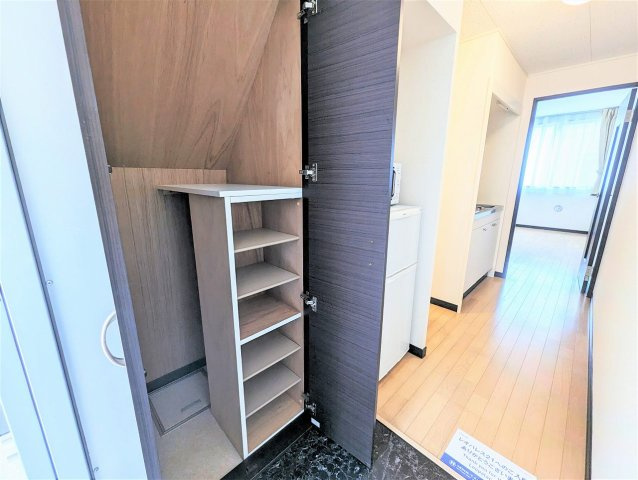 レオネクスト桜の玄関|設備・仕様は号室により異なる為、現況を優先致します。