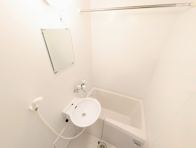 レオパレス源藤Ⅲの浴室|設備仕様は号室により異なる為、現況を優先致します。