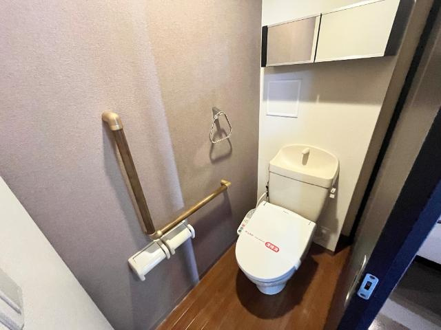 ル　ソレイユのトイレ|シャワー付トイレ