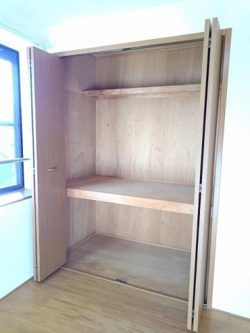 サンテラス窪　Ｂの収納