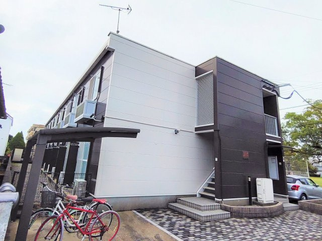 レオパレス若葉の外観