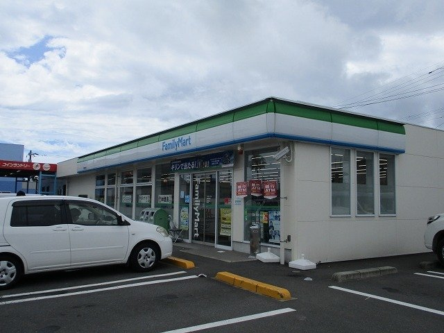 コンフォートの周辺|ファミリーマート宮崎港前店まで140m