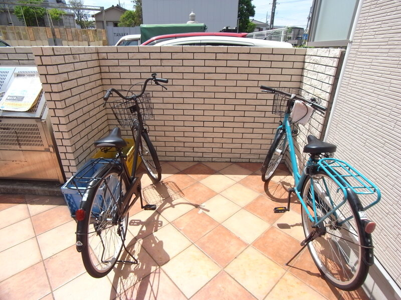 リリックコートひまわりの駐車場
