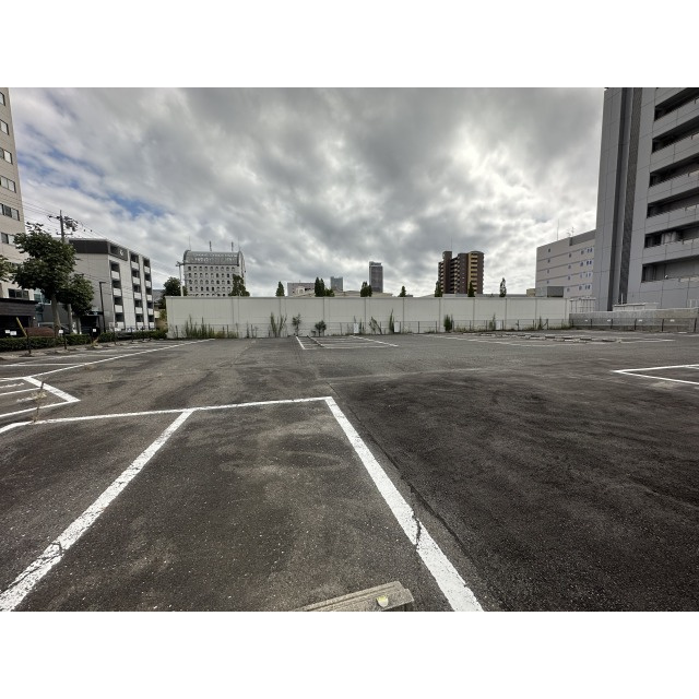 岐阜市香蘭１丁目の駐車場の駐車場