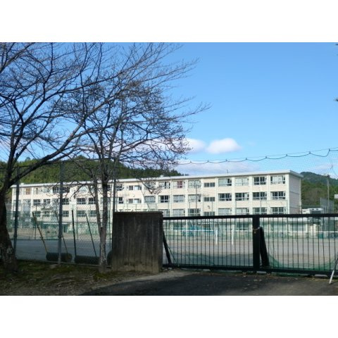 Ｕコーポシンカワの周辺|岩野田中学校
