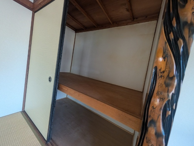 宮崎貸家376-7の収納