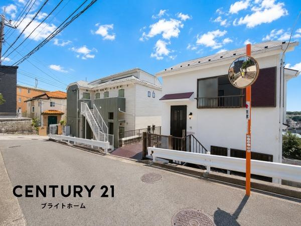 横浜市保土ケ谷区上菅田町の中古一戸建の前面道路含む現地写真|閑静な住宅街につき住環境良好です♪
お気軽にお問い合わせください。