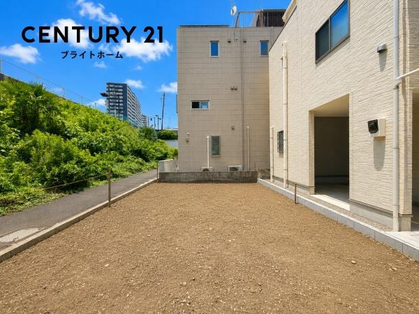 川崎市幸区北加瀬１丁目の新築一戸建の前面道路含む現地写真|閑静な住宅街につき住環境良好です♪
お気軽にお問い合わせください。