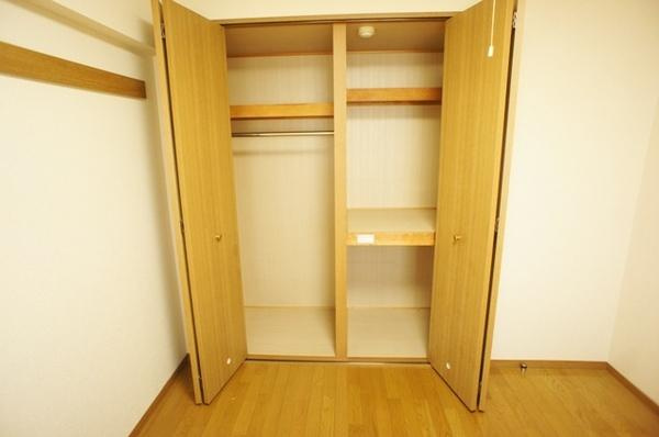 ケニーフラッツ玉川の収納