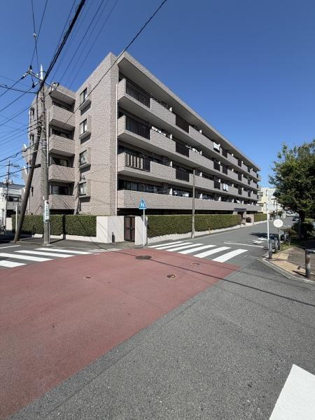武蔵中原パークホームズのその他|穏やかな街並みに映える、安心の住まい。