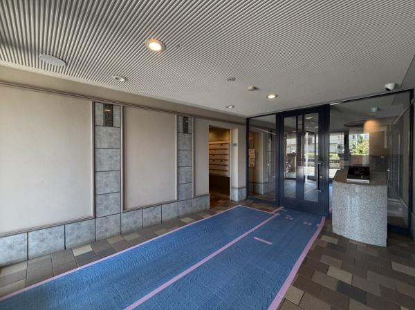 武蔵中原パークホームズのエントランス|エントランスロビー。オートロックマンションなので防犯面ご安心です。