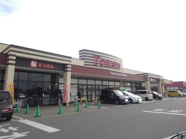 【周辺】 | ブループラネット | とりせん　下妻店まで700m