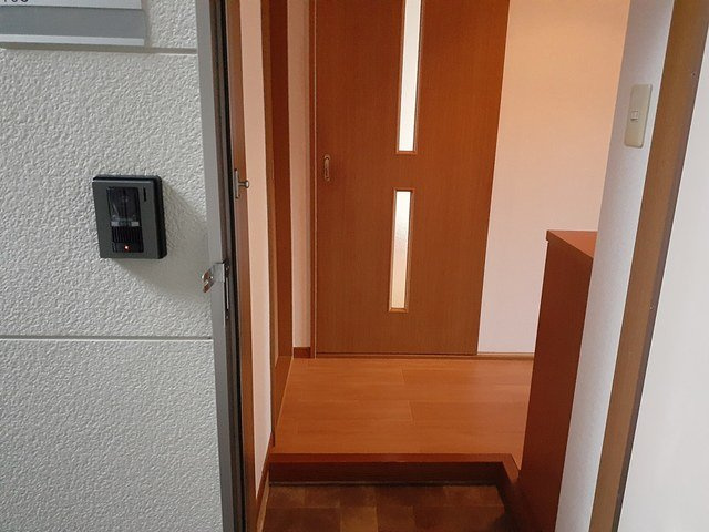 ロジュマン　フルールの玄関