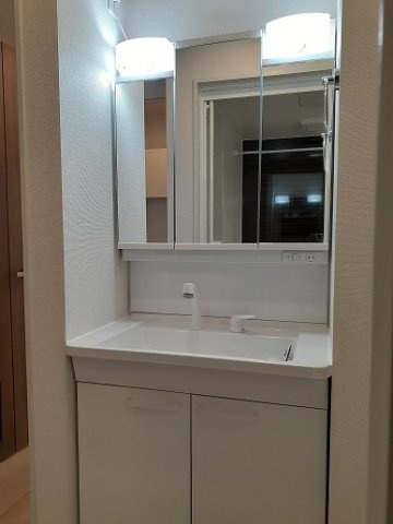 レジデンス　ハイブリッジの洗面所