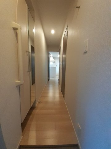 コンフォールの玄関