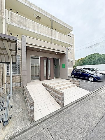 プレステージ金城のエントランス