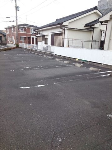 アルモニ－Ⅱの駐車場