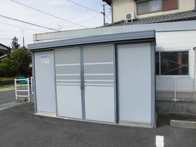 レオパレスリバーサイド小泉のその他