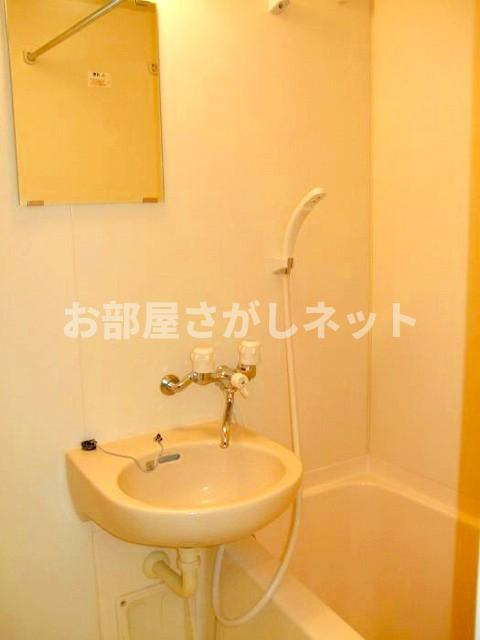 ステージファースト代々木【おとり物件なし】#学生・社会人にオススメ！初期費用分割払いOK！の浴室