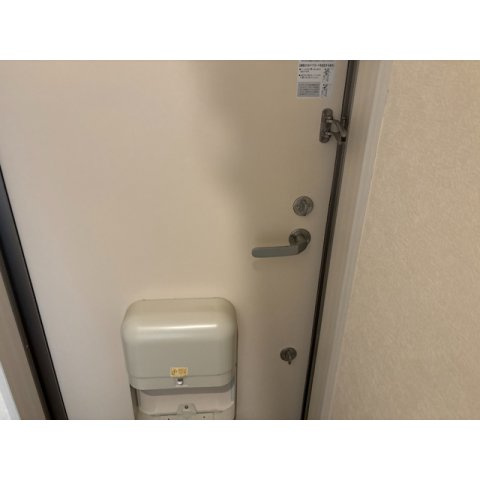 サニーグレイス国立の玄関