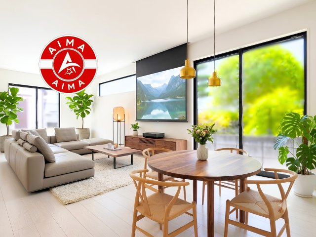 古賀市花鶴丘2丁目第2-2棟（2号棟）の内観：施工例|明るく開放的なリビングダイニングは豊かな陽光が注ぎ込み、やすらぎの空間を演出してくれます。ご家族で楽しいひとときをお過ごし下さい。※家具はCGを合成したものです。