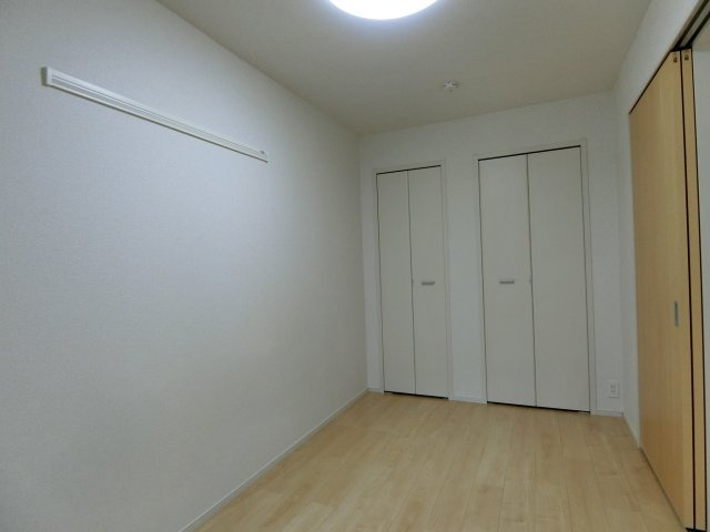 ニシキレーベンⅡの洋室