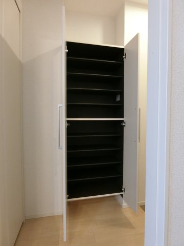ニシキレーベンⅡの収納