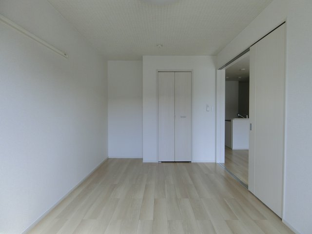 ブリーゼの洋室