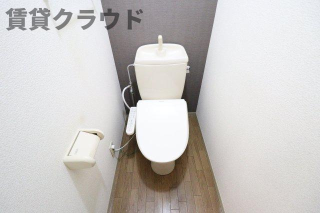 プリシェール稲荷町のトイレ|ゆったりとした空間のトイレです