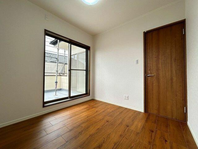 富士市伝法の中古一戸建|２階南側　約４．５帖洋室
