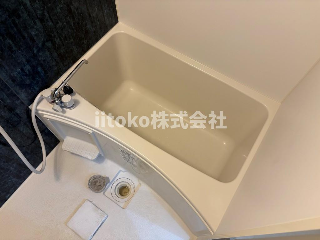 ラ・フォート南千住の浴室