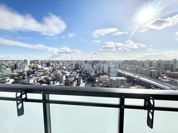 S-RESIDENCE堀田North【個人・法人キャンペーン中】のバルコニー