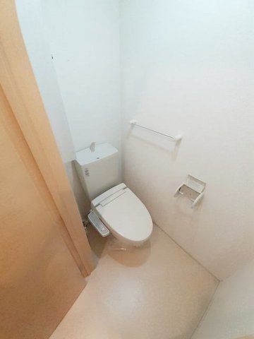 グリーンヴィレッジⅡのトイレ|コンパクトで使いやすいトイレです