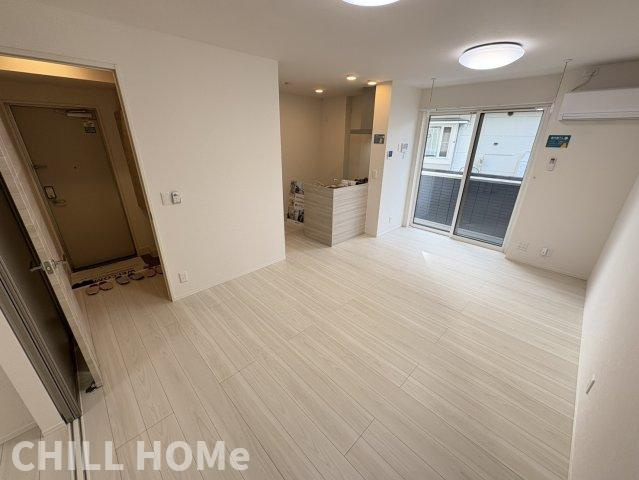 D-ROOM台新田町の居間・リビング|他社様掲載物件もまとめてご紹介、ご案内可能です(^^)/