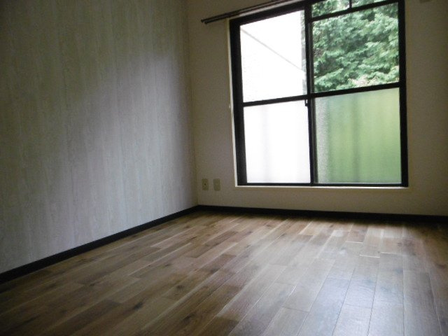 【洋室】 | チュリス石山 | 使い勝手のいい洋室です（同物件別室施工例）