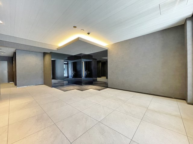 【エントランス】 | プレサンス丸の内サージュ