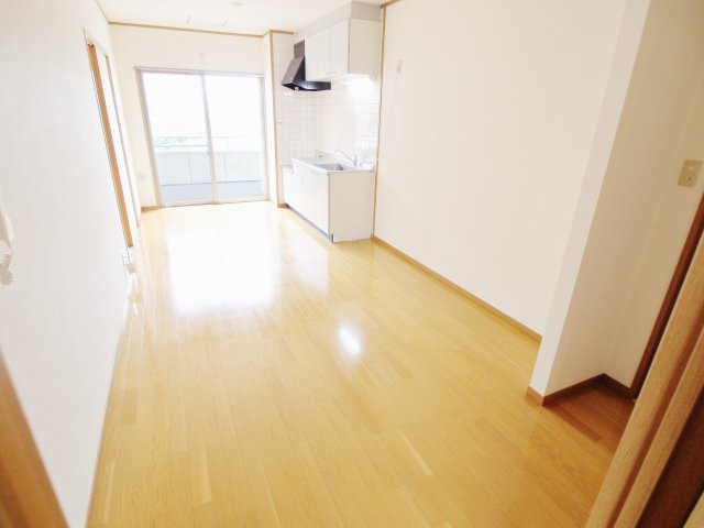 サザンクロスⅡの居間・リビング