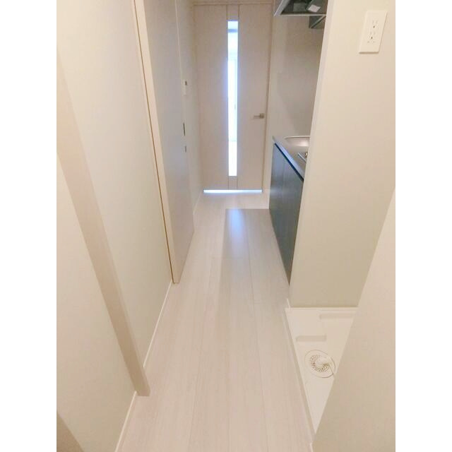 Log横浜駅東の内装